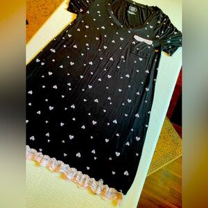 Women’s Black Pink Laura Ashley Nightgown/ Sleep shirt Size Medium